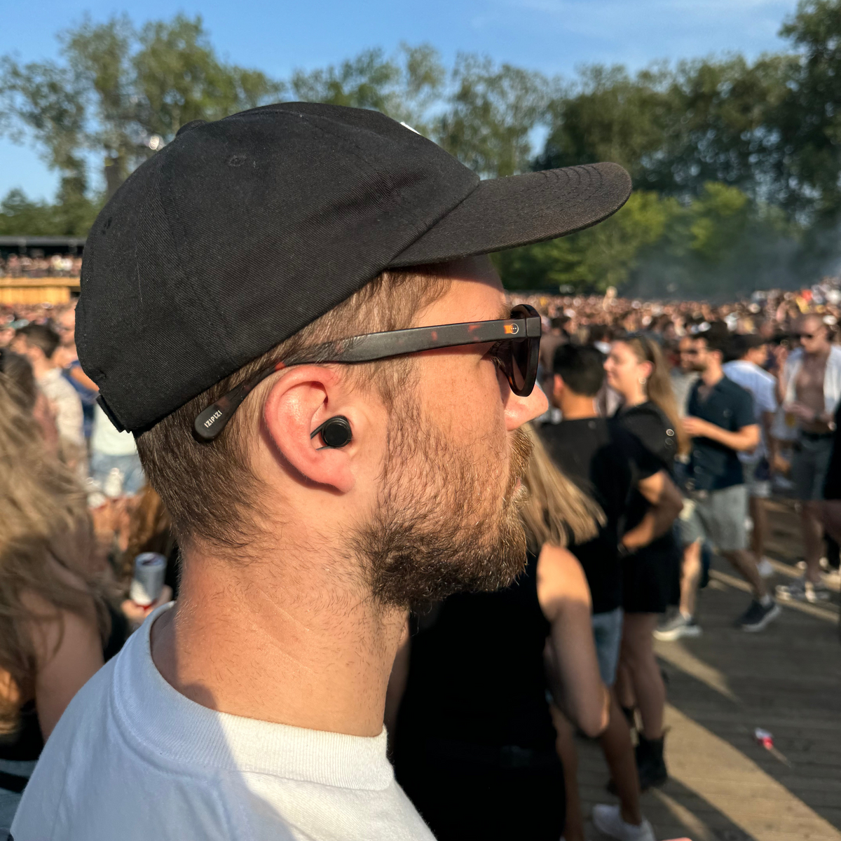 Hears